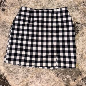 Forever 21 Plaid Black and White Skirt